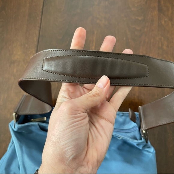 TUMI Nylon and Leather Shoulder Bag Light Blue Brown - Picture 8 of 8